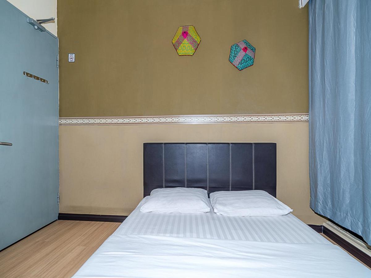 Spot On 90042 One Plaza Eco Hotel Keningau Kültér fotó